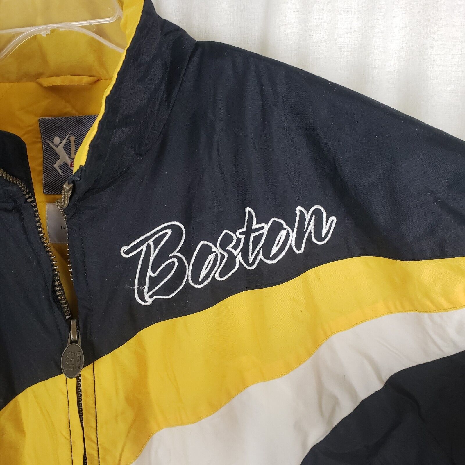 Lee Vtg Lee Sport Boston Bruins Hooded Puffer Jacket Parka L NHL Size US L / EU 52-54 / 3 - 4 Thumbnail