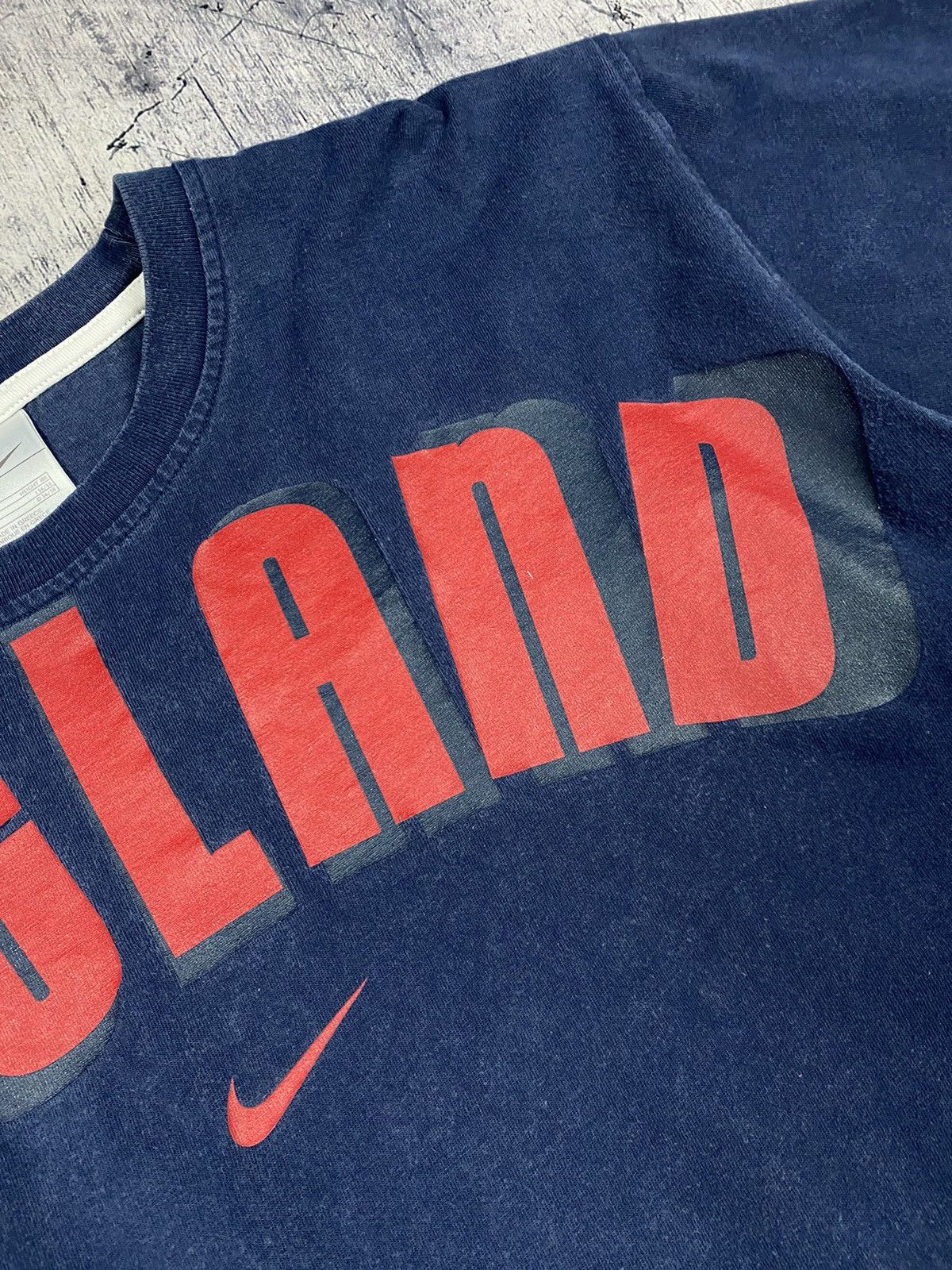 Nike Vintage Nike England Center Logo Y2K Drill Tee T Shirt Size US XL / EU 56 / 4 - 7 Thumbnail