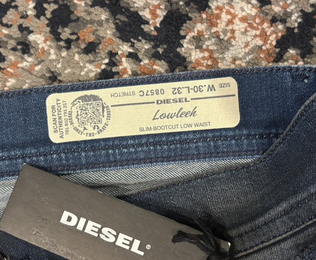 Diesel Diesel Slim Bootcut Lowleeh Jeans Womens 30 x 32 NWT Size 30" / US 8 / IT 44 - 3 Thumbnail