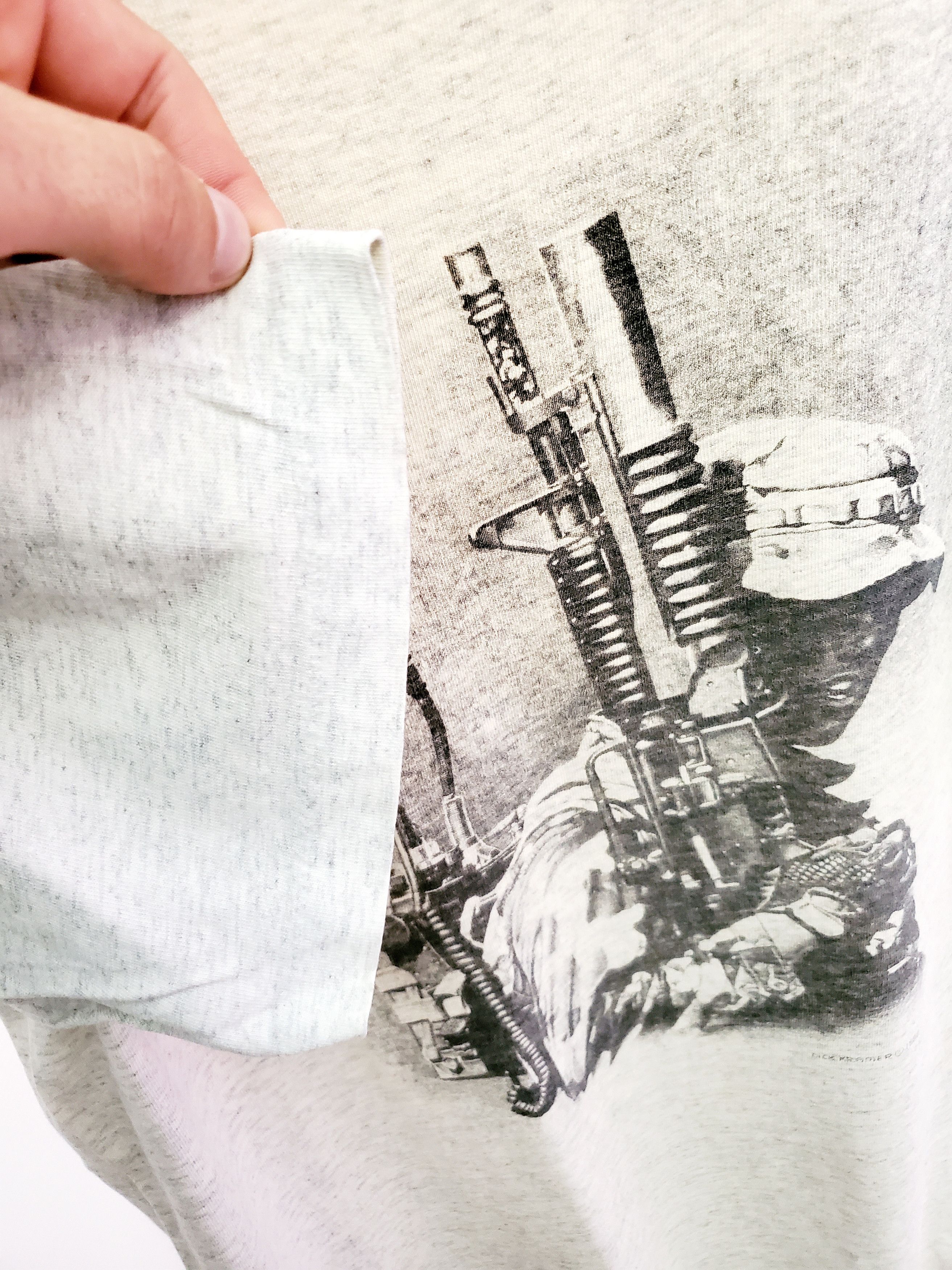 Vintage Vintage 90s DICK KRAMER USA ART Tee shirt size L Size US L / EU 52-54 / 3 - 3 Thumbnail