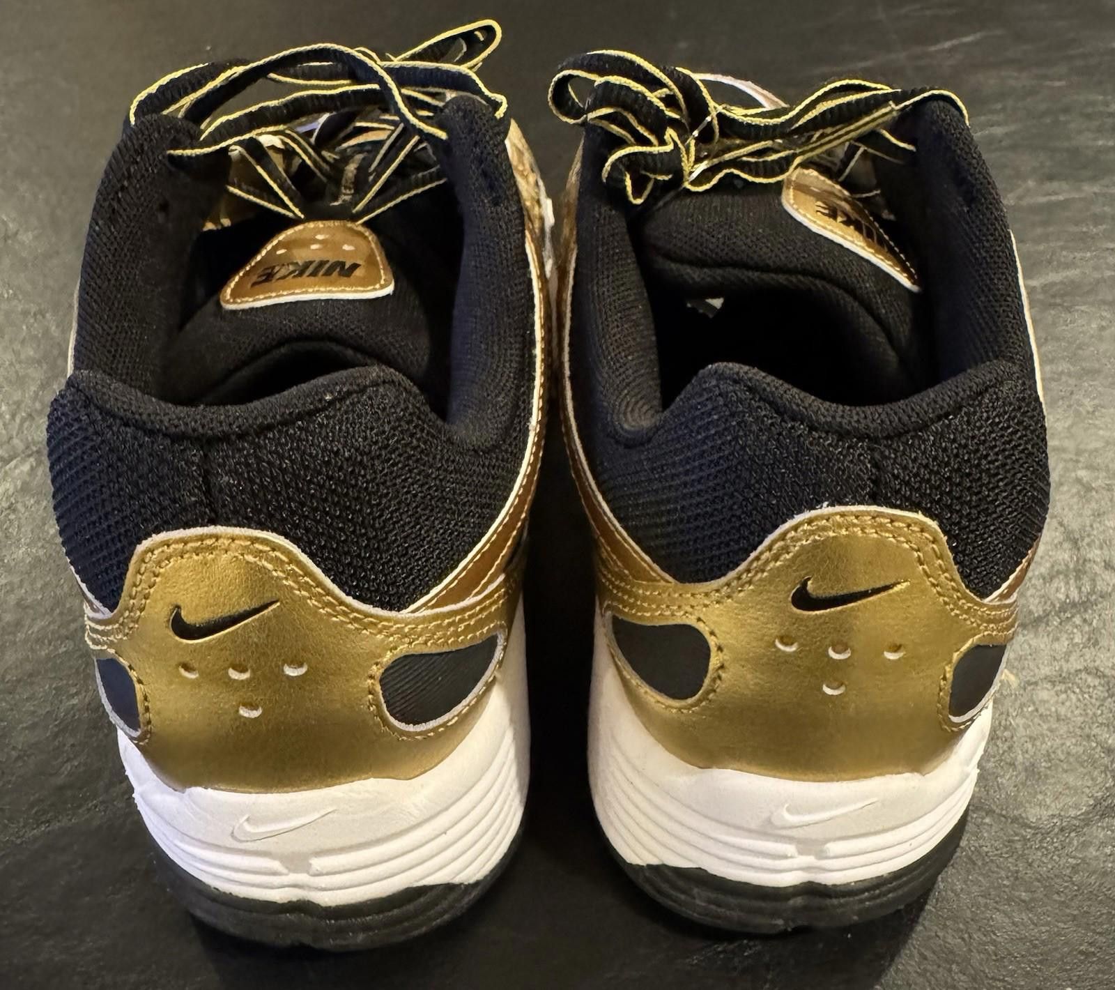 Nike Size 10 - Nike P-6000 Infinite Gold Size US 10 / EU 43 - 5 Thumbnail
