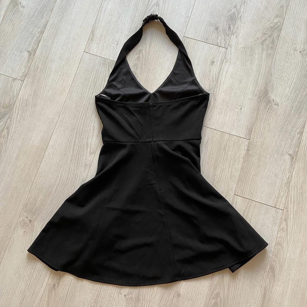 Designer Francesca's Black Summer Dress with Cutout at Waist Size S / US 4 / IT 40 - 5 Thumbnail
