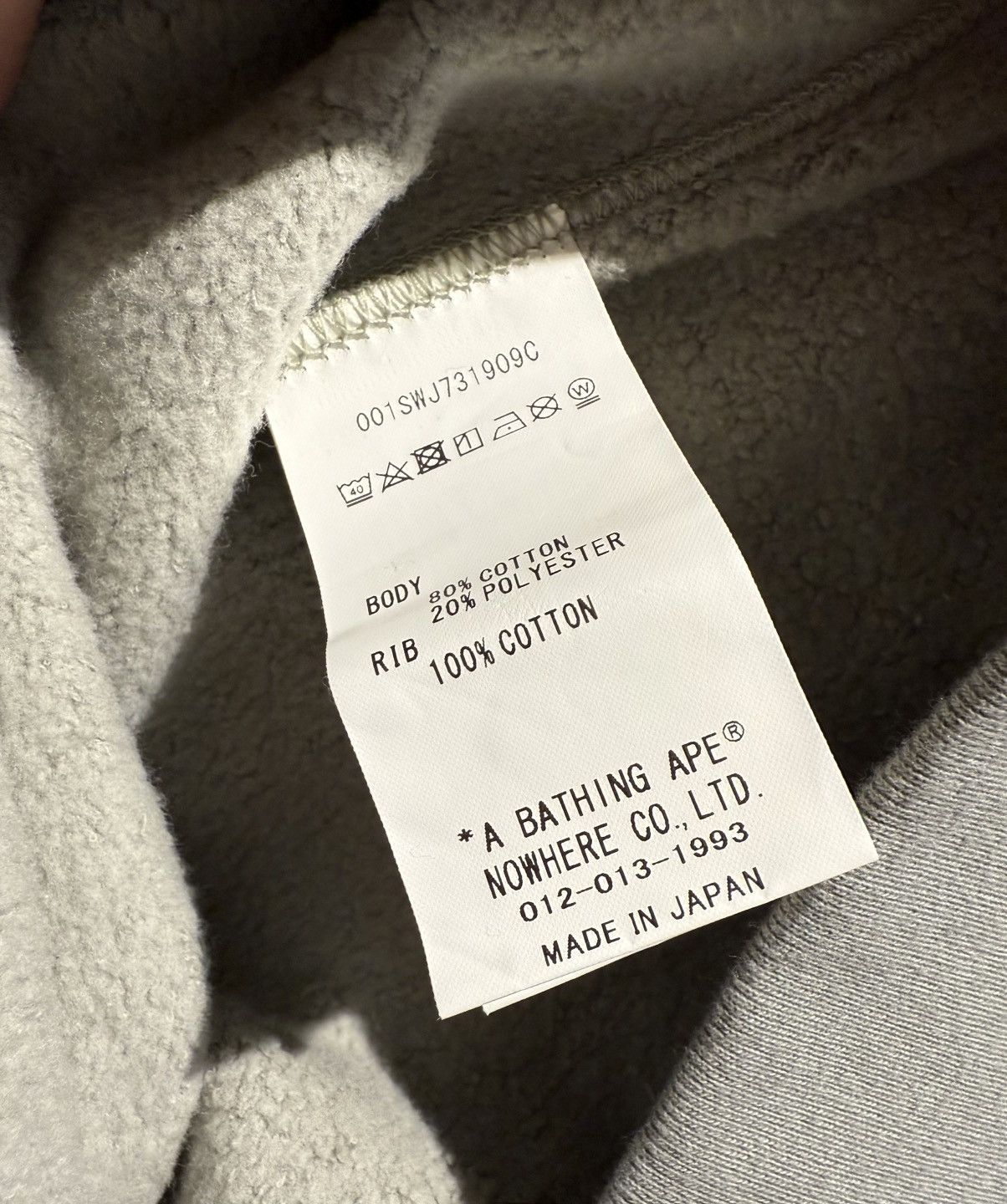 Alpha Industries × Bape Bape x Alpha Industries crewneck Brand New size XL Size US XL / EU 56 / 4 - 11 Thumbnail