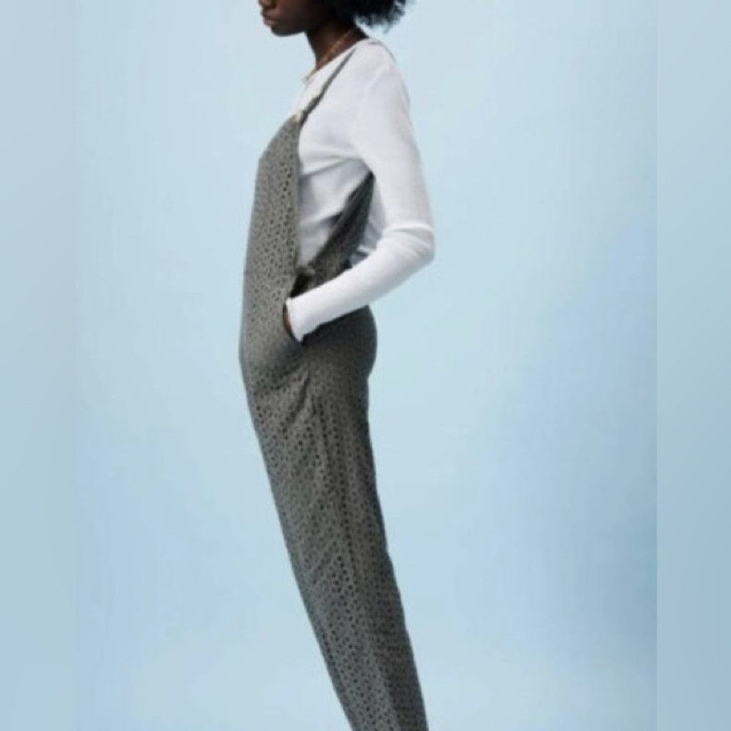 Zara Zara Grey Cotton Broderie Eyelet Jumpsuit Size S Size 28" / US 6 / IT 42 - 4 Thumbnail
