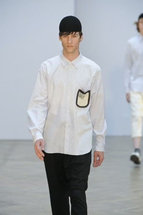 Comme des Garcons Homme Plus SS09 Bearbrick Button Up Shirt Size US S / EU 44-46 / 1 - 9 Thumbnail