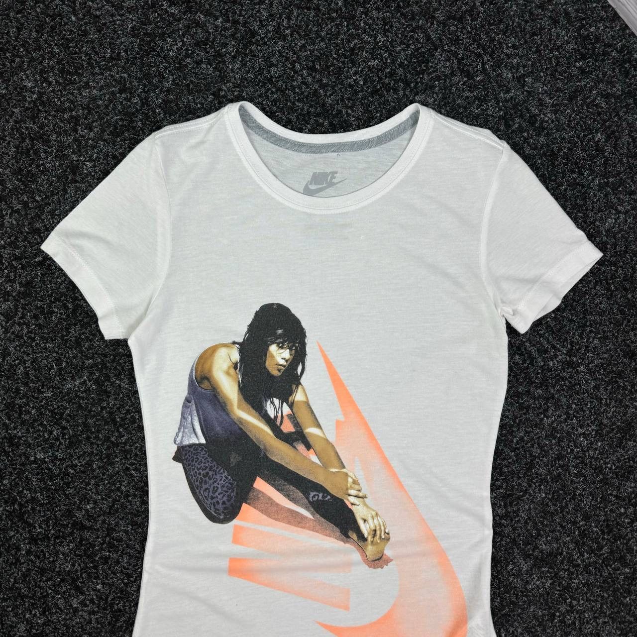 Nike Nike women vintage t-shirt big print logo sportswear style Size S / US 4 / IT 40 - 3 Thumbnail