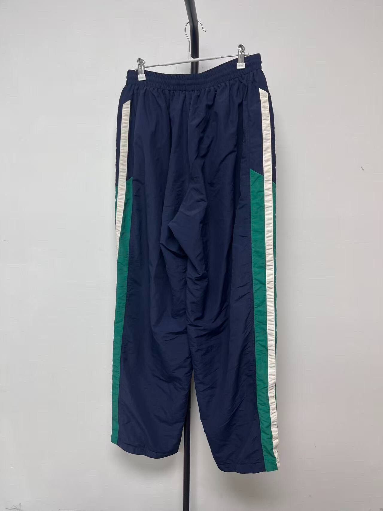 Balenciaga Balenciaga Logo Side Striped Knit Pants Size US 32 / EU 48 - 2 Thumbnail