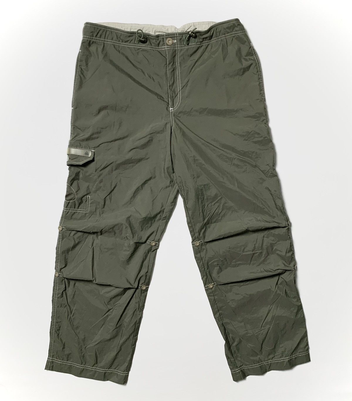 image of Iconic Nike Acg Kayak Nylon Parachute Cargo Pants Vintage in Olive, Men's (Size 36)