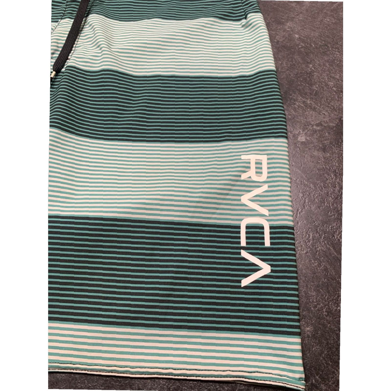 RVCA RVCA Board Shorts Mens 36 Striped Beach Swim Trunks Drawstring Performance Surfing Size US 36 / EU 52 - 2 Thumbnail
