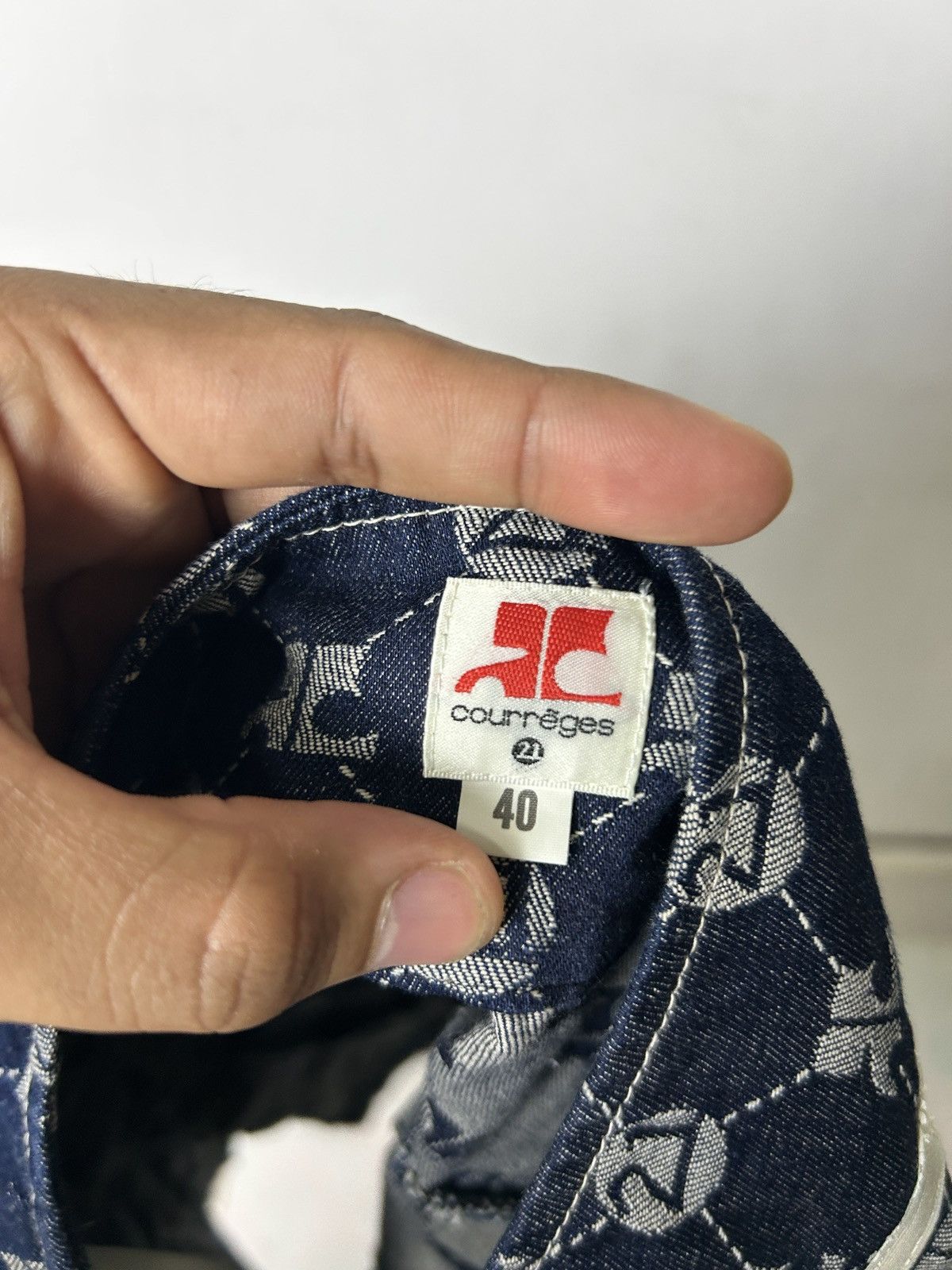 Courreges André Courrèges Jacquard Repeat Logo Denim Vintage pleated Size 27" / US 4 / IT 40 - 6 Thumbnail