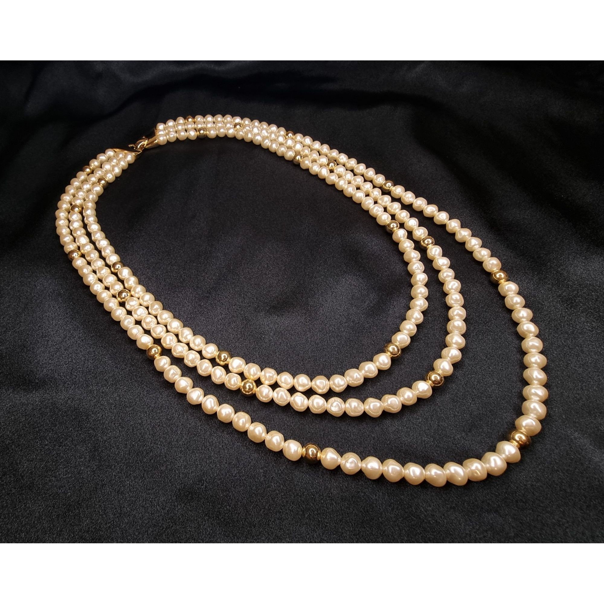 Vintage Rare Find Vintage NAPIER Signed Gold-Tone Triple Size ONE SIZE - 1 Thumbnail