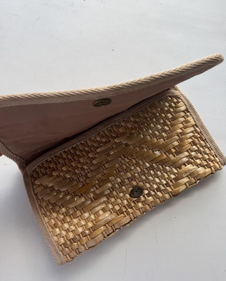 Designer Woven Clutch Size ONE SIZE - 3 Thumbnail