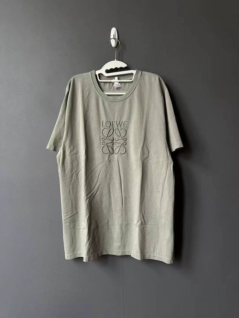 Loewe LOEWE Embroidered logo short sleeve Size M / US 6-8 / IT 42-44 - 1 Thumbnail