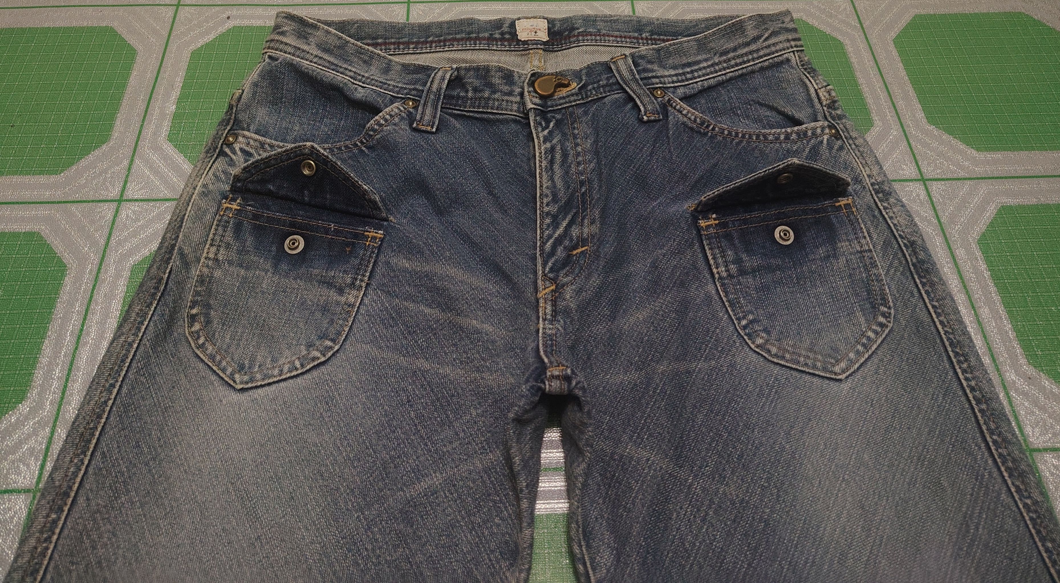 If Six Was Nine Japanese Lee Exclusive Flared Jeans Size US 31 - 8 Thumbnail