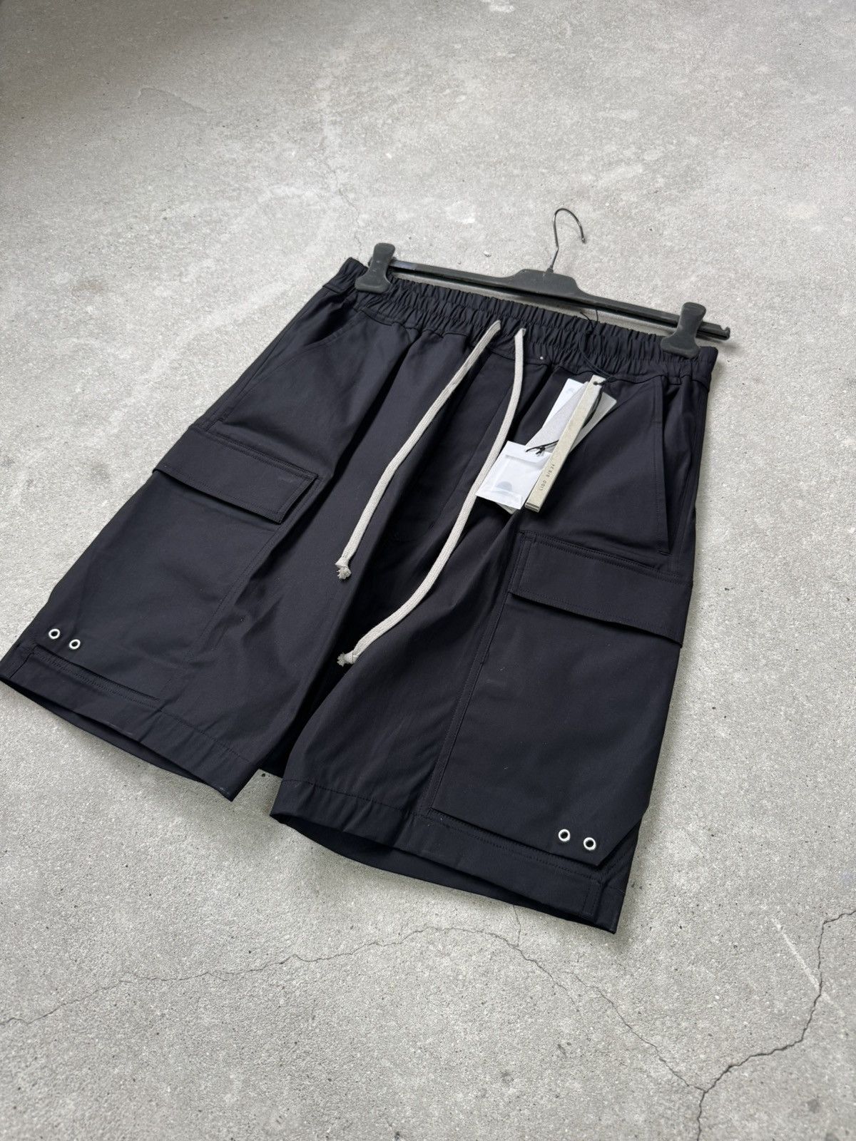 Rick Owens Rick Owens Black Shorts Cropped Size US 30 / EU 46 - 1 Thumbnail