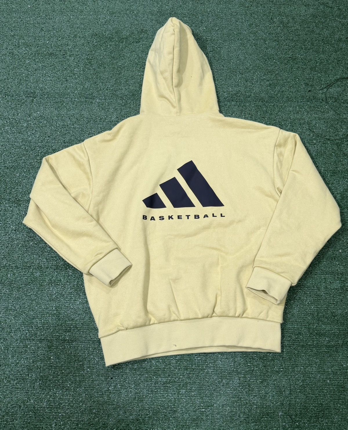 Adidas Adidas Basketball Logo Pullover Hoodie Yellow XS IN7706 Size US XS / EU 42 / 0 - 4 Thumbnail
