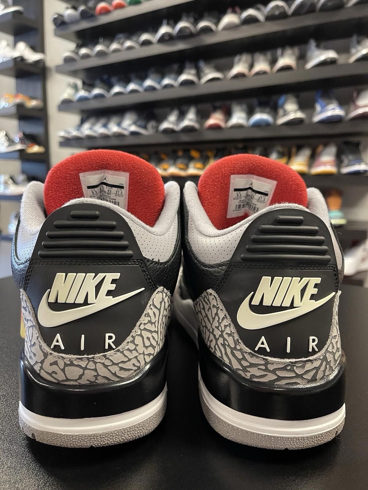 Jordan Brand Size 9.5 - Jordan 3 Retro OG Mid Black Cement Very Clean! Size US 9.5 / EU 42-43 - 4 Thumbnail