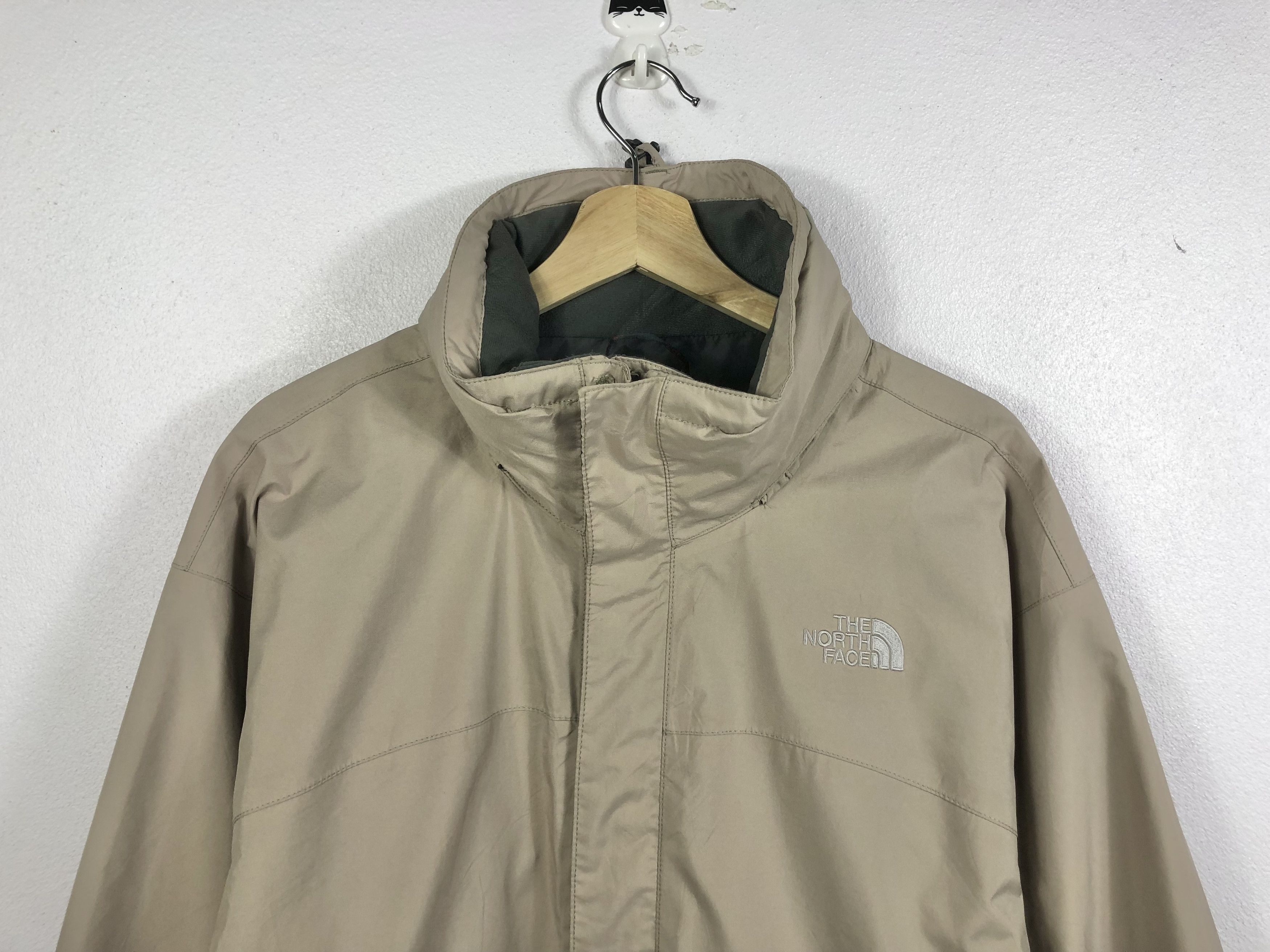 The North Face Vintage The North Face Goretex Mountain Jacket With Hoodies Size US M / EU 48-50 / 2 - 2 Thumbnail