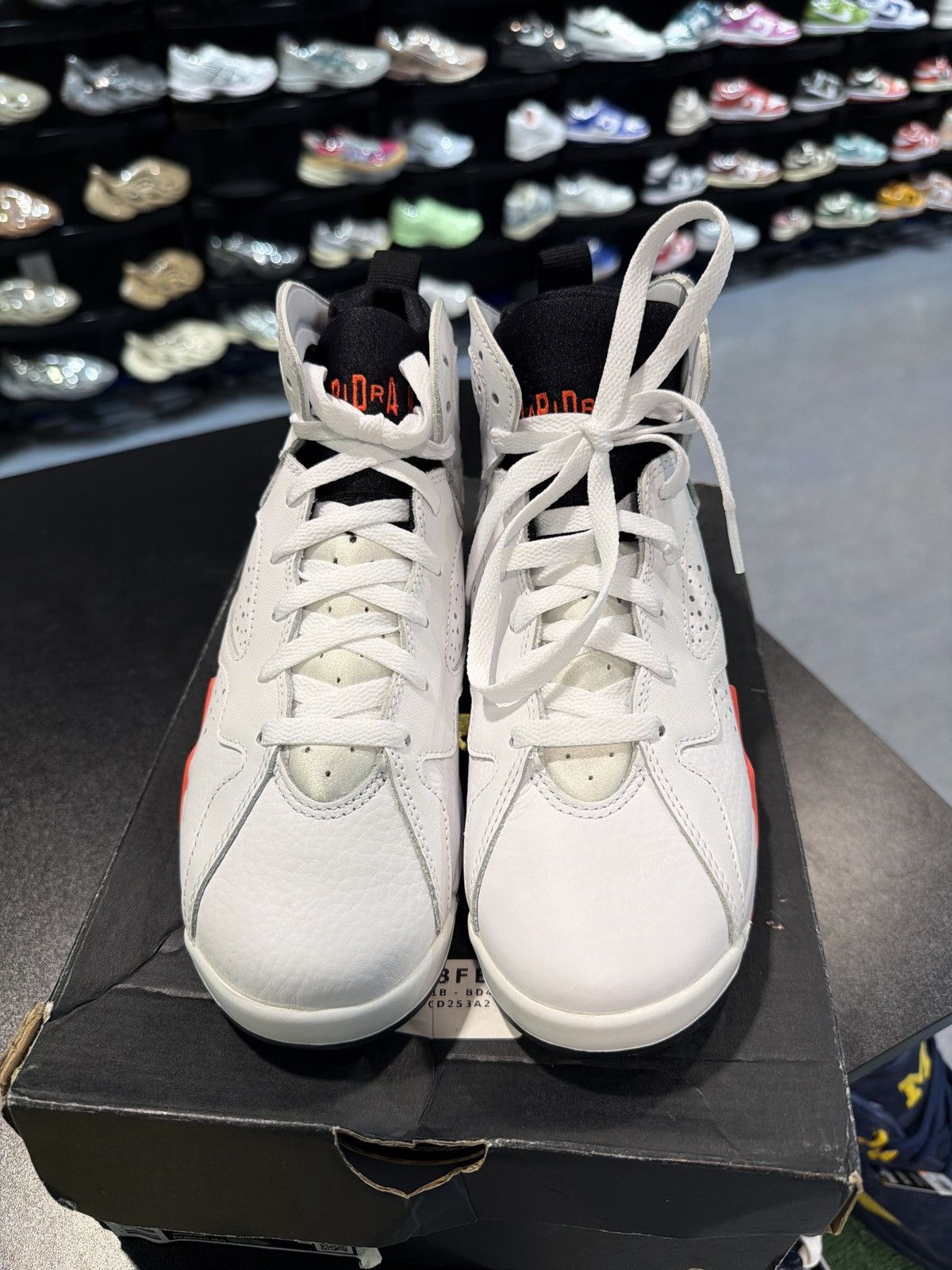 Jordan Brand Jordan 7 Infrared Size-6.5y Brand New Quick Shipping Size US 6.5 / EU 39-40 - 2 Thumbnail