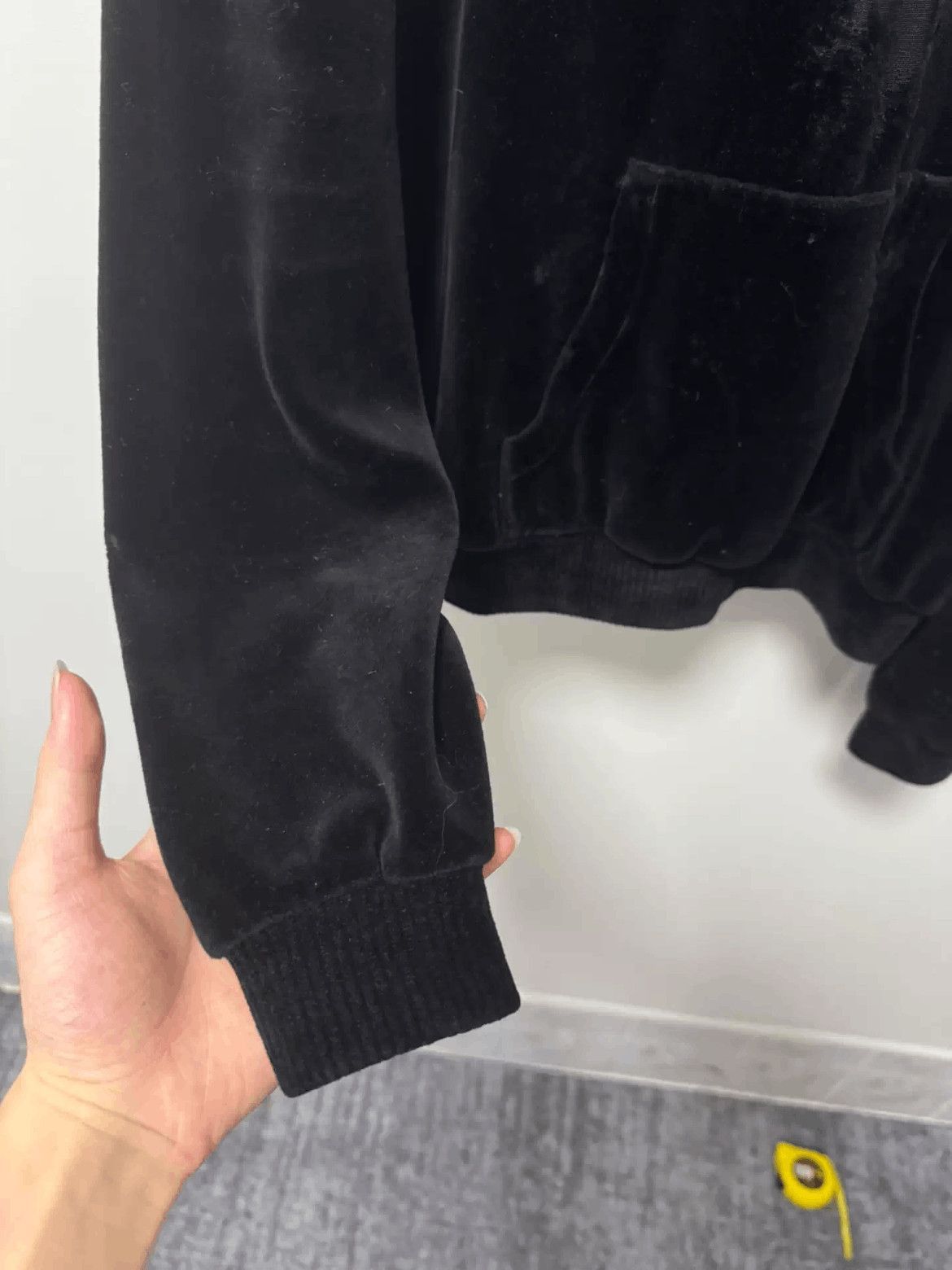 Saint Laurent Paris Saint Laurent Paris 18Aw Velvet Hoodie-2508 Size US XS / EU 42 / 0 - 4 Thumbnail