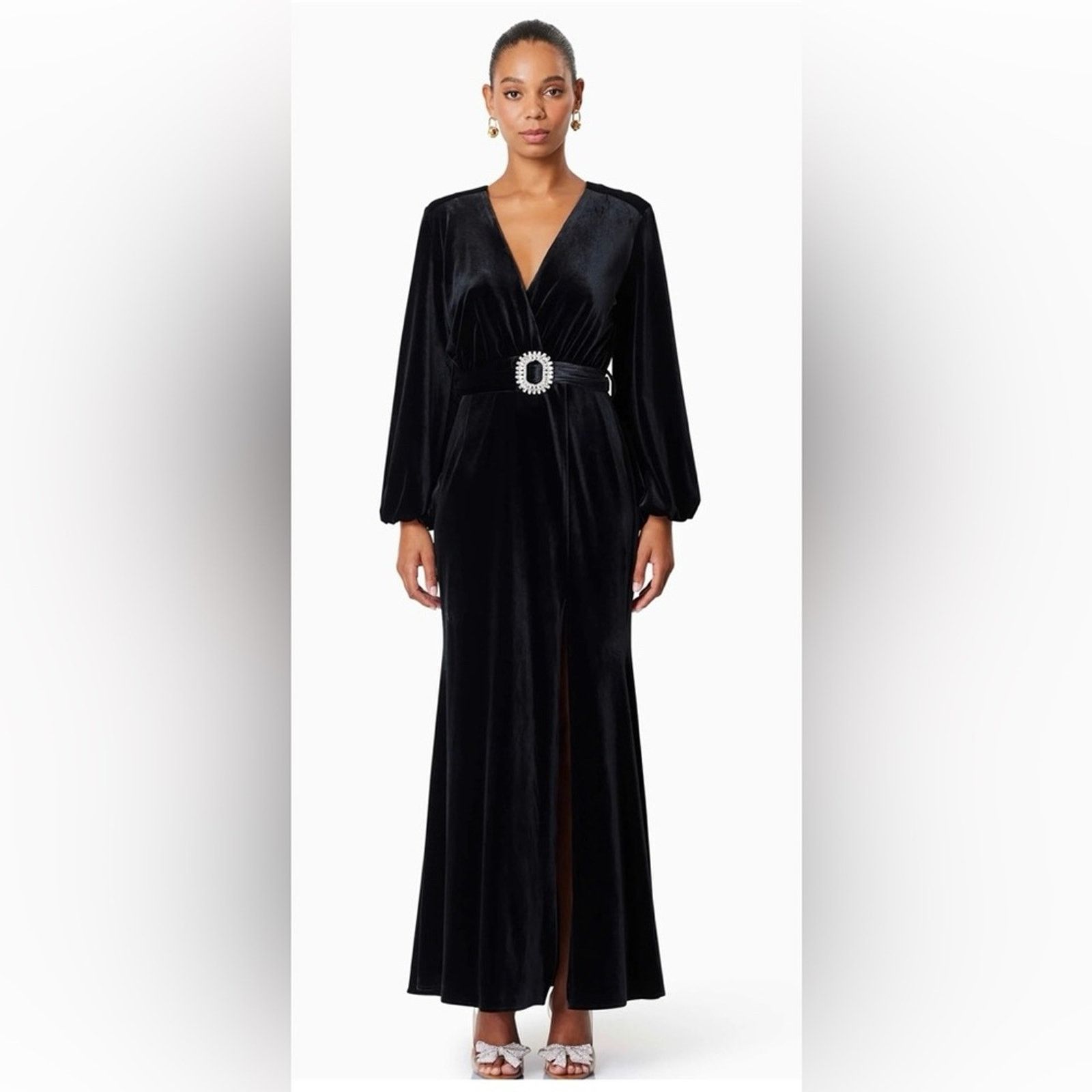 ELLIATT NWT Elliatt Velvet MaxiDress size S (belt w small call out) Size S / US 4 / IT 40 - 9 Thumbnail