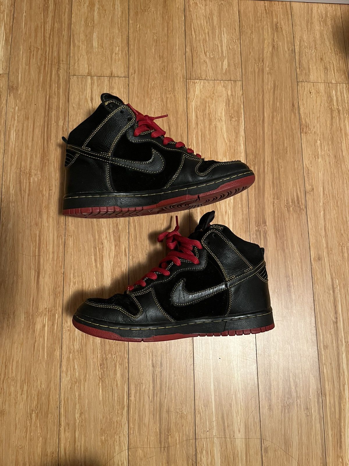 Nike UNLUCKY NIKE DUNKS Size US 8 / EU 41 - 2 Thumbnail