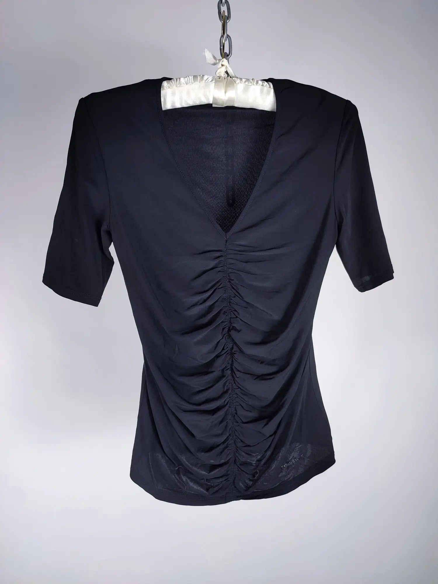 Burberry Burberry ruffle black viscose pleated blouse tee shirt Size XS / US 0-2 / IT 36-38 - 1 Thumbnail