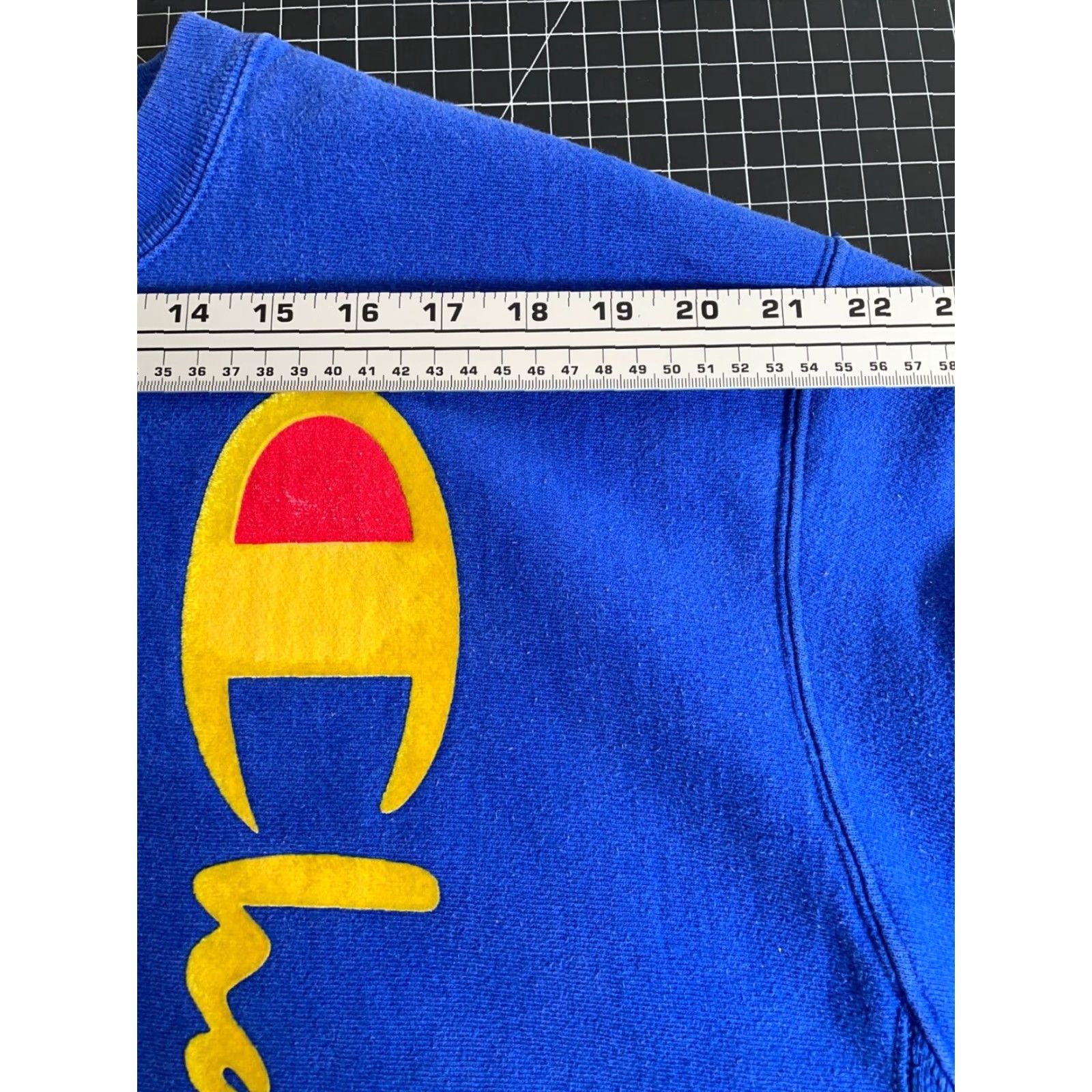 Champion VINTAGE Champion Reverse Weave Sweatshirt Adult XL Blue Gold Graphic 90s Mens Size US XL / EU 56 / 4 - 7 Thumbnail