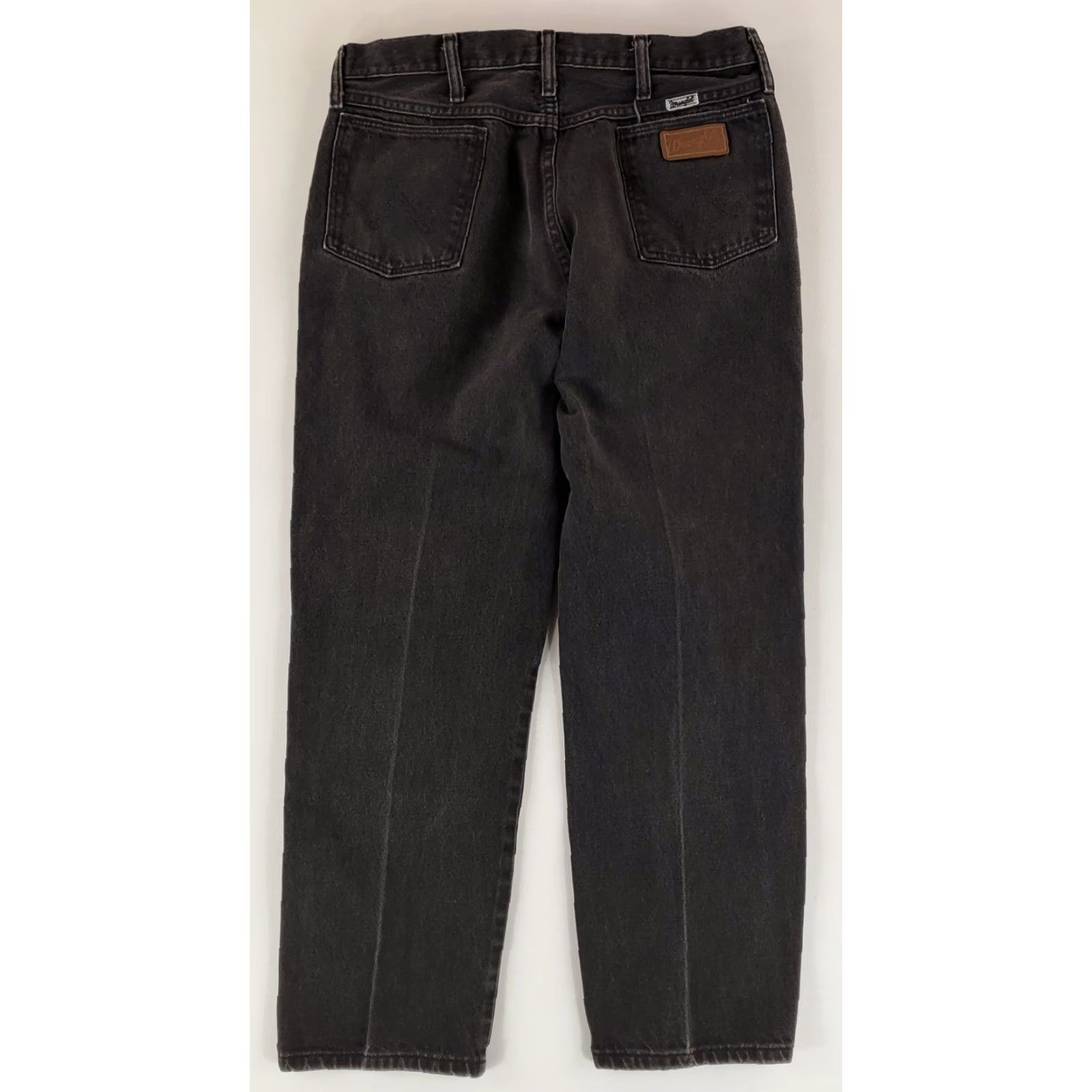 Wrangler VINTAGE Wrangler Jeans 90s Black 22MWZBN Made USA Mens 34x30 32x28.5 Actual Straight Jeans Mens Black 90s VTG Wrangler Jeans Size US 32 / EU 48 - 3 Thumbnail