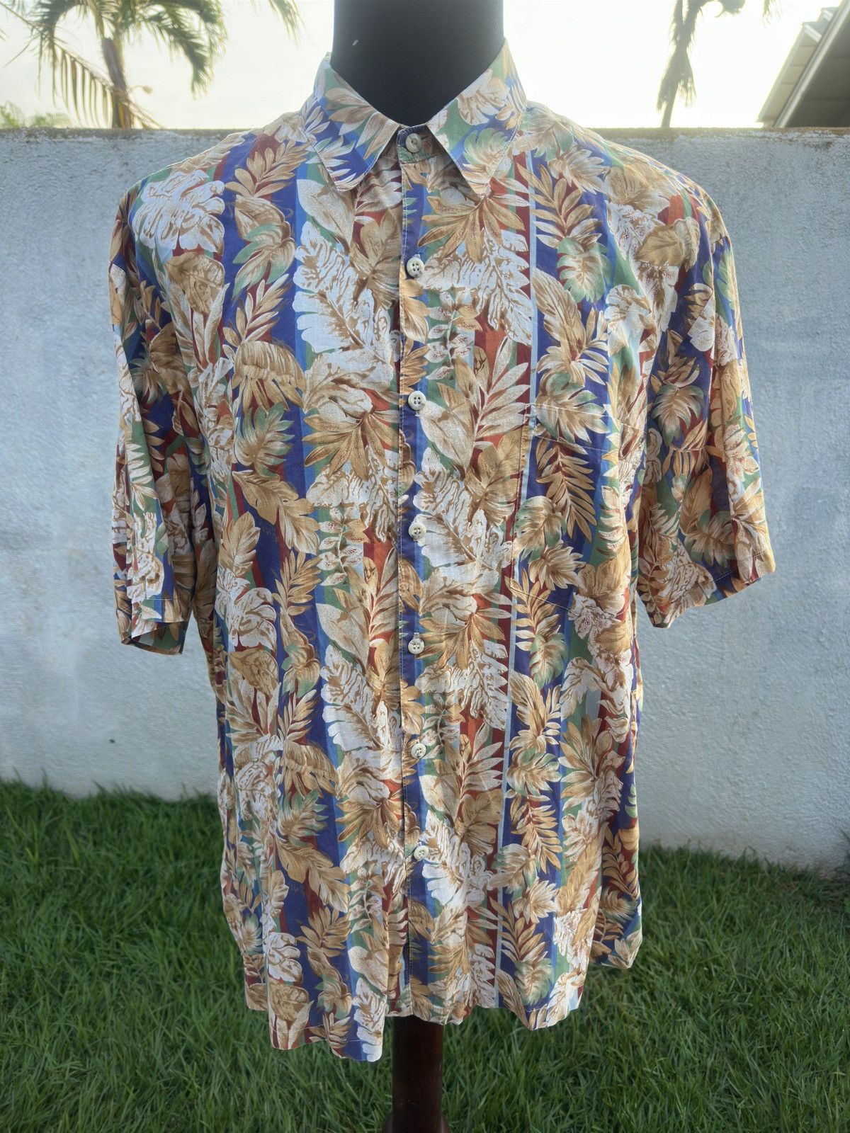 Tori Richard PreOwned Tori Richard Hawaiian Print Multicolored Men's XL Size US XL / EU 56 / 4 - 1 Thumbnail