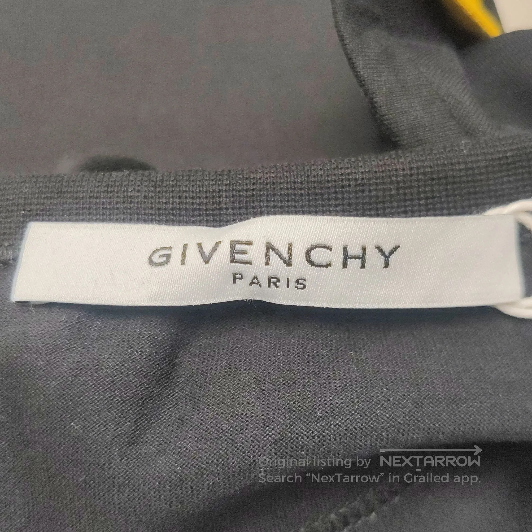 Givenchy Givenchy XS Black GV3 Logo Short-Sleeve Tee. Size US XS / EU 42 / 0 - 2 Thumbnail