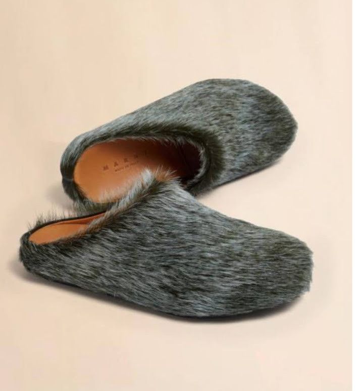 Marni o1w1db10326 Fussbett Sabot Calf-Hair Slippers in Blue Size US 5 / IT 35 - 2 Thumbnail