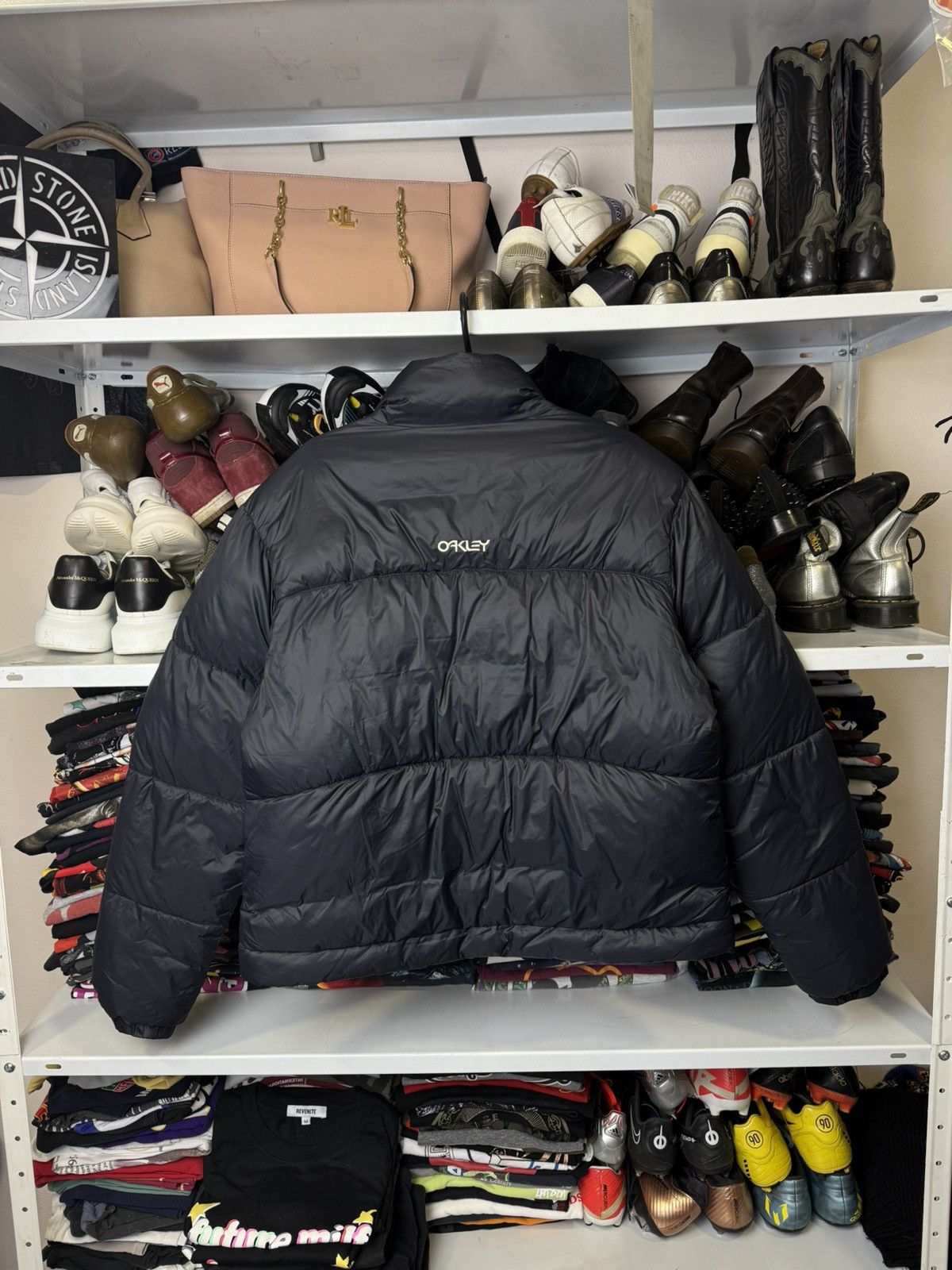 Oakley Vintage Oakley Black Puffer Jacket Y2K USA Size XL / US 12-14 / IT 48-50 - 3 Thumbnail
