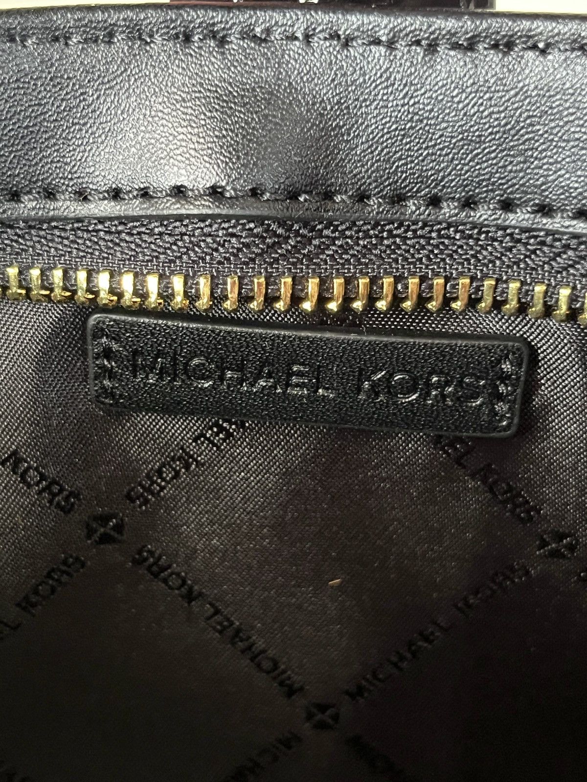 Michael Kors Michael Kors Carmen Small Pouchette Size ONE SIZE - 10 Thumbnail
