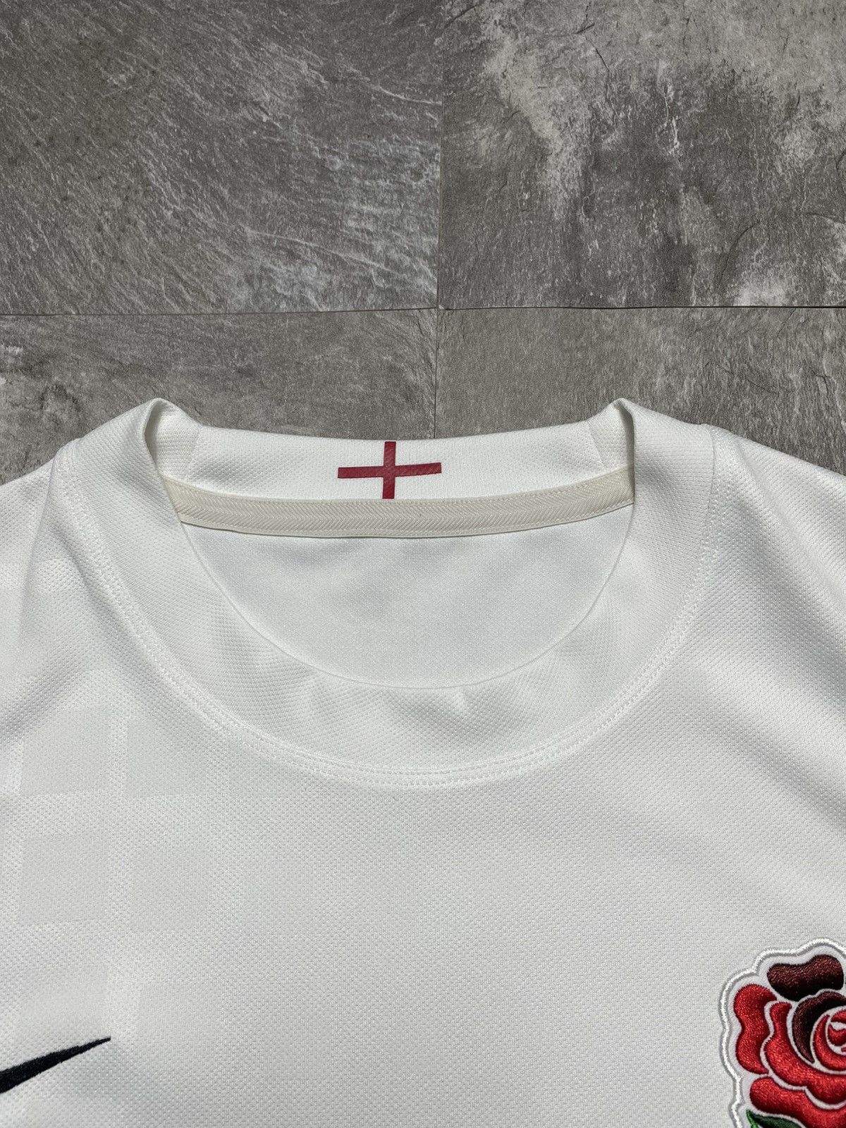 Nike Nike England O2 2011 2012 Home Soccer Jersey Rugby T-Shirt Size US L / EU 52-54 / 3 - 6 Thumbnail