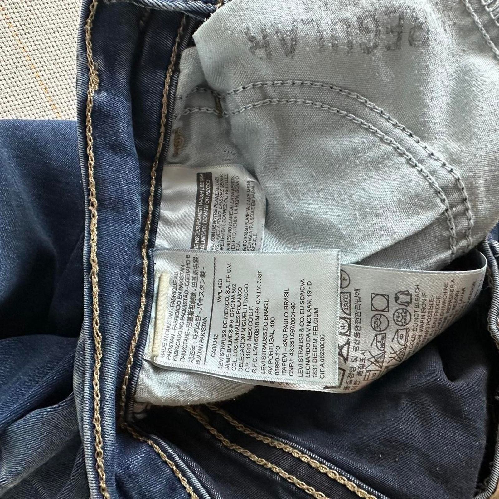 Levi's Levi's 710 Jeans Blue Super Skinny Distress Dark Wash Denim Size 27" / US 4 / IT 40 - 6 Thumbnail