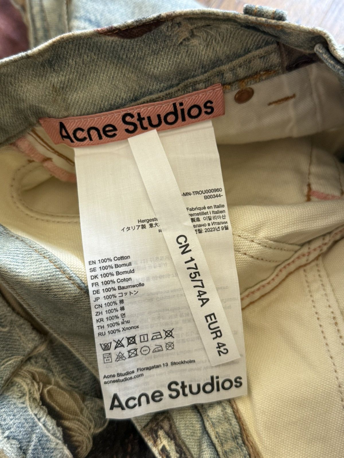 Acne Studios NWT - 2023M Digital trompe l’œil Size US 28 / EU 44 - 6 Thumbnail