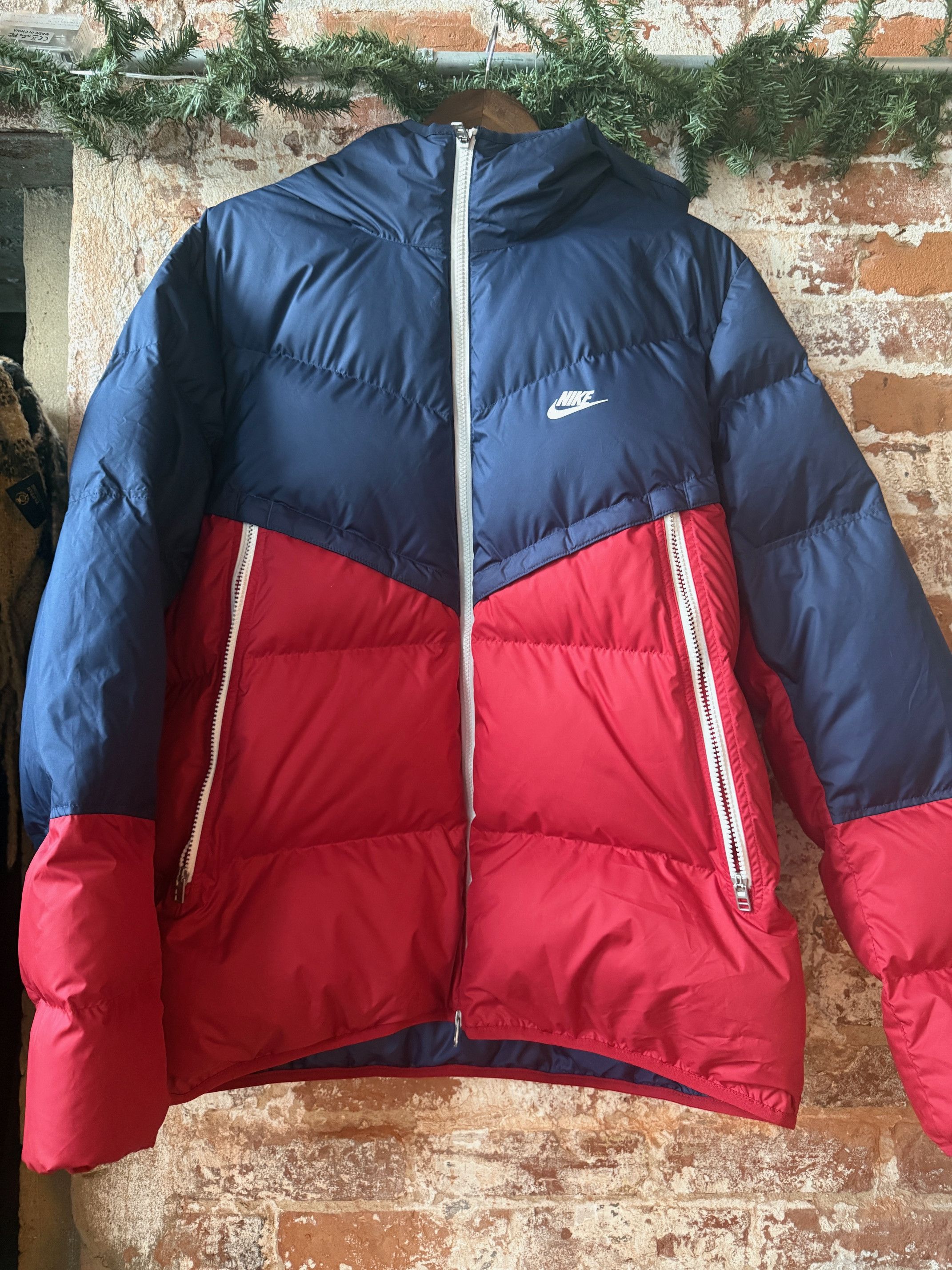 Nike Puffer Jacket DV0754-410 Navy/Red