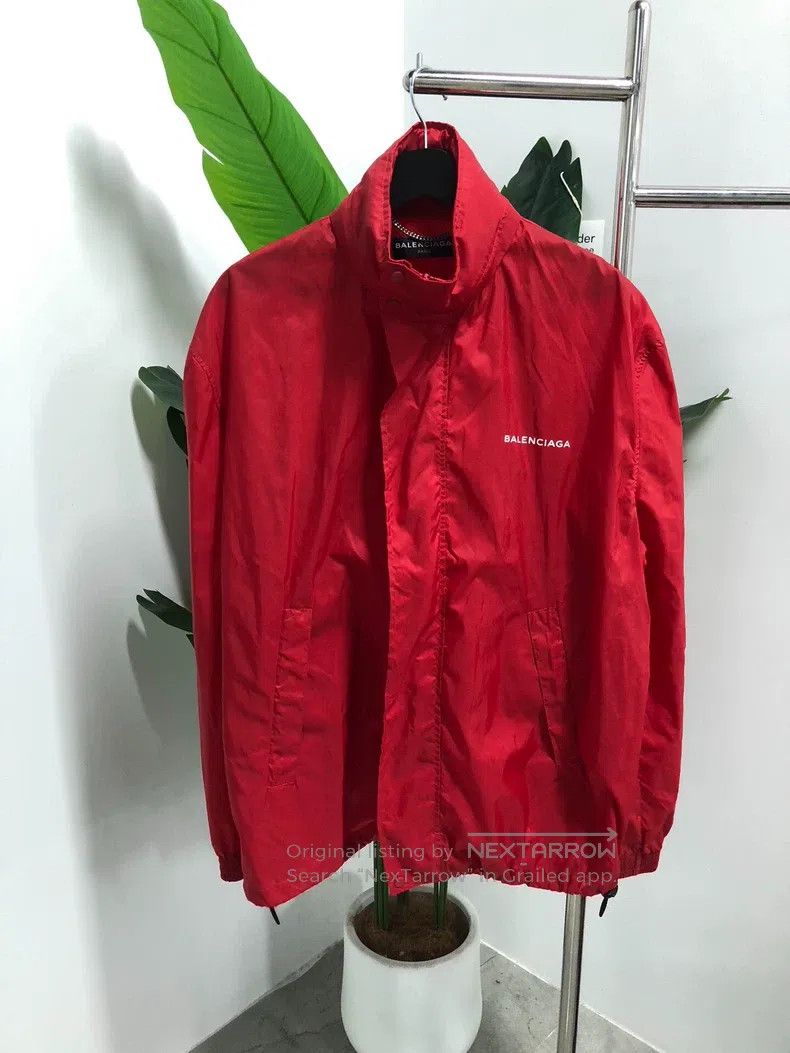 Balenciaga Balenciaga Red printed pattern logo windbreaker jacket Size US S / EU 44-46 / 1 - 1 Thumbnail