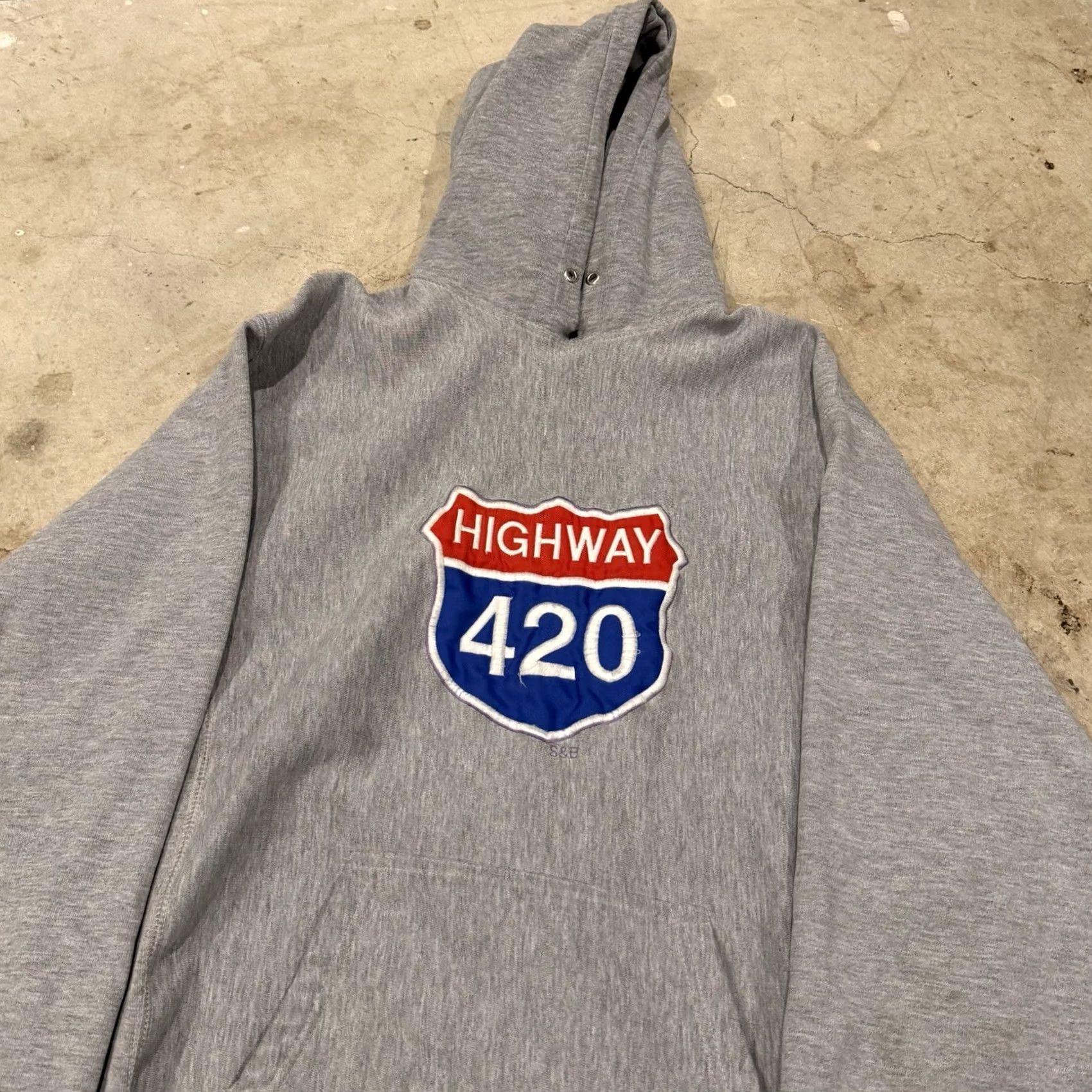 Vintage VINTAGE Highway 420 Hoodie Mens XL Gray Pullover Stoner Grunge Skater Y2K Size US XL / EU 56 / 4 - 4 Thumbnail