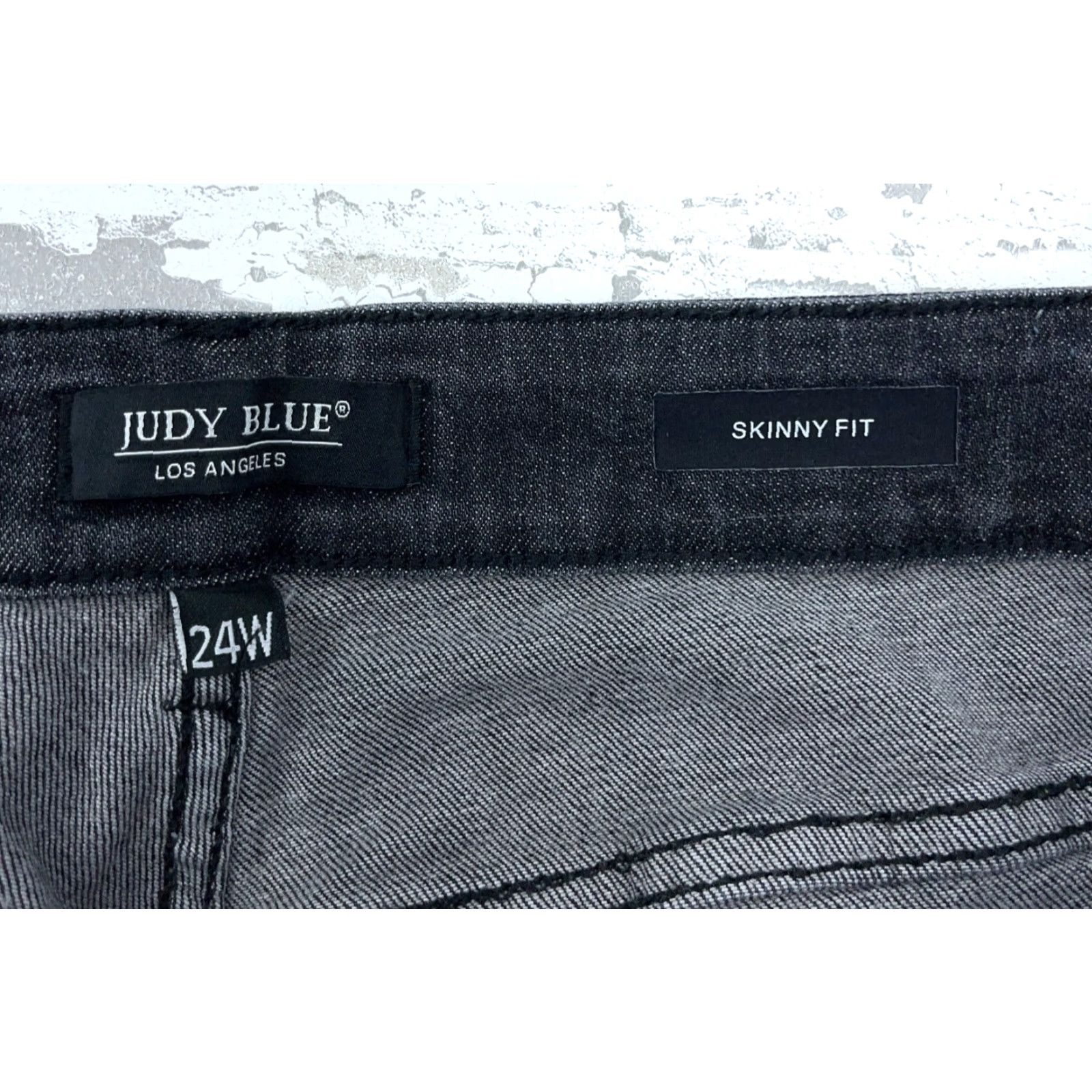Vintage Judy Blue Jeans Women 24W Skinny Fit Black Wash Faded Pants Button Fly Plus Size 42" / US 20 - 4 Thumbnail
