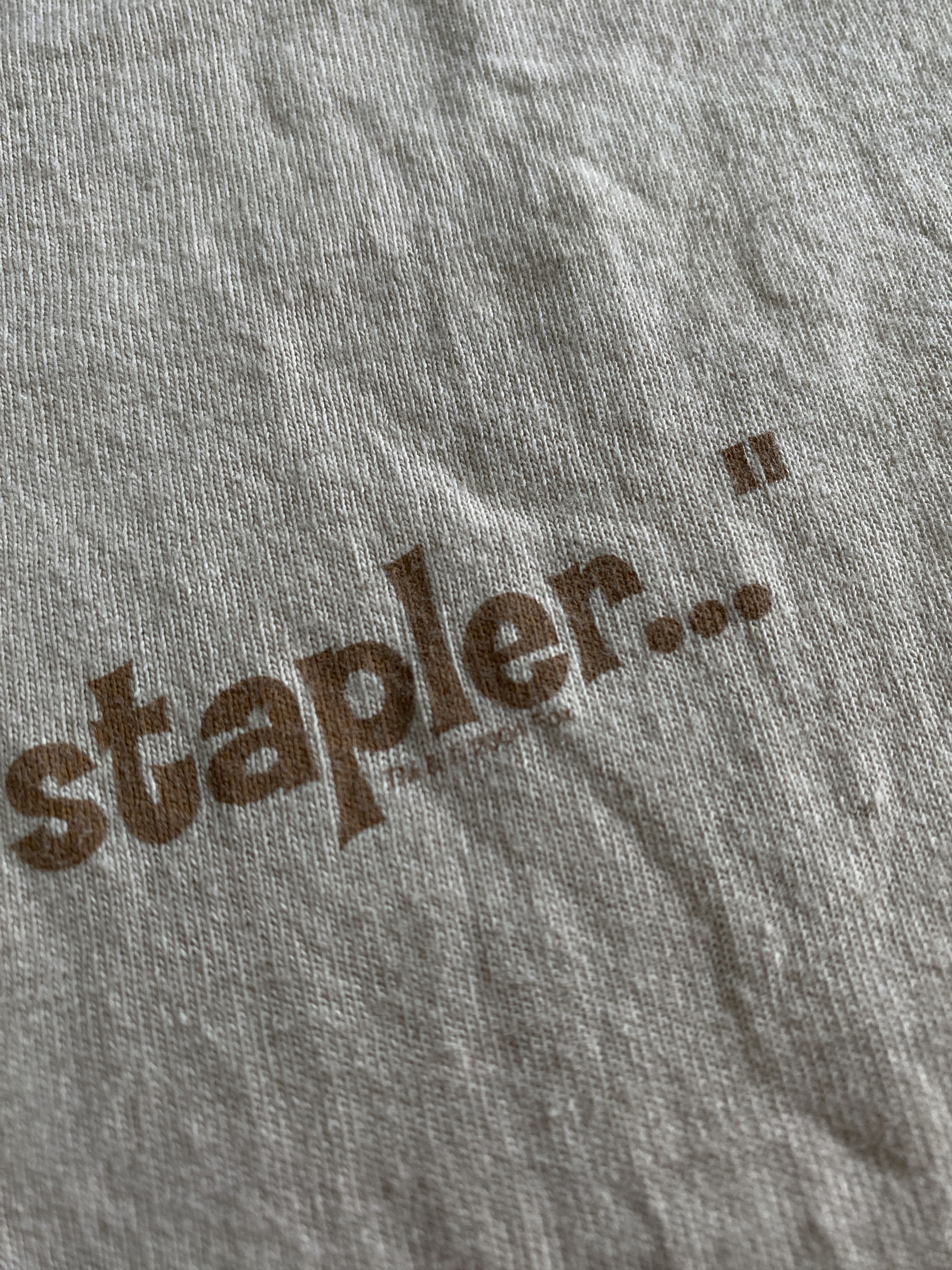 Gildan Vintage 2004 Office Space "Stapler Guy" Movie Shirt Fox TV Size US L / EU 52-54 / 3 - 5 Thumbnail
