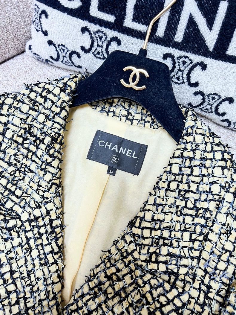 Chanel Chanel Black woven tweed jacket Size XS / US 0-2 / IT 36-38 - 5 Thumbnail