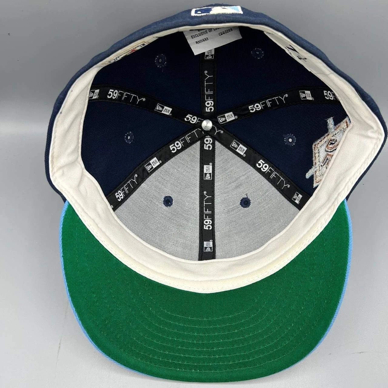 New Era Milwaukee Brewers Hat Men 7 1/4 Blue MLB Fitted Cap Size ONE SIZE - 2 Thumbnail