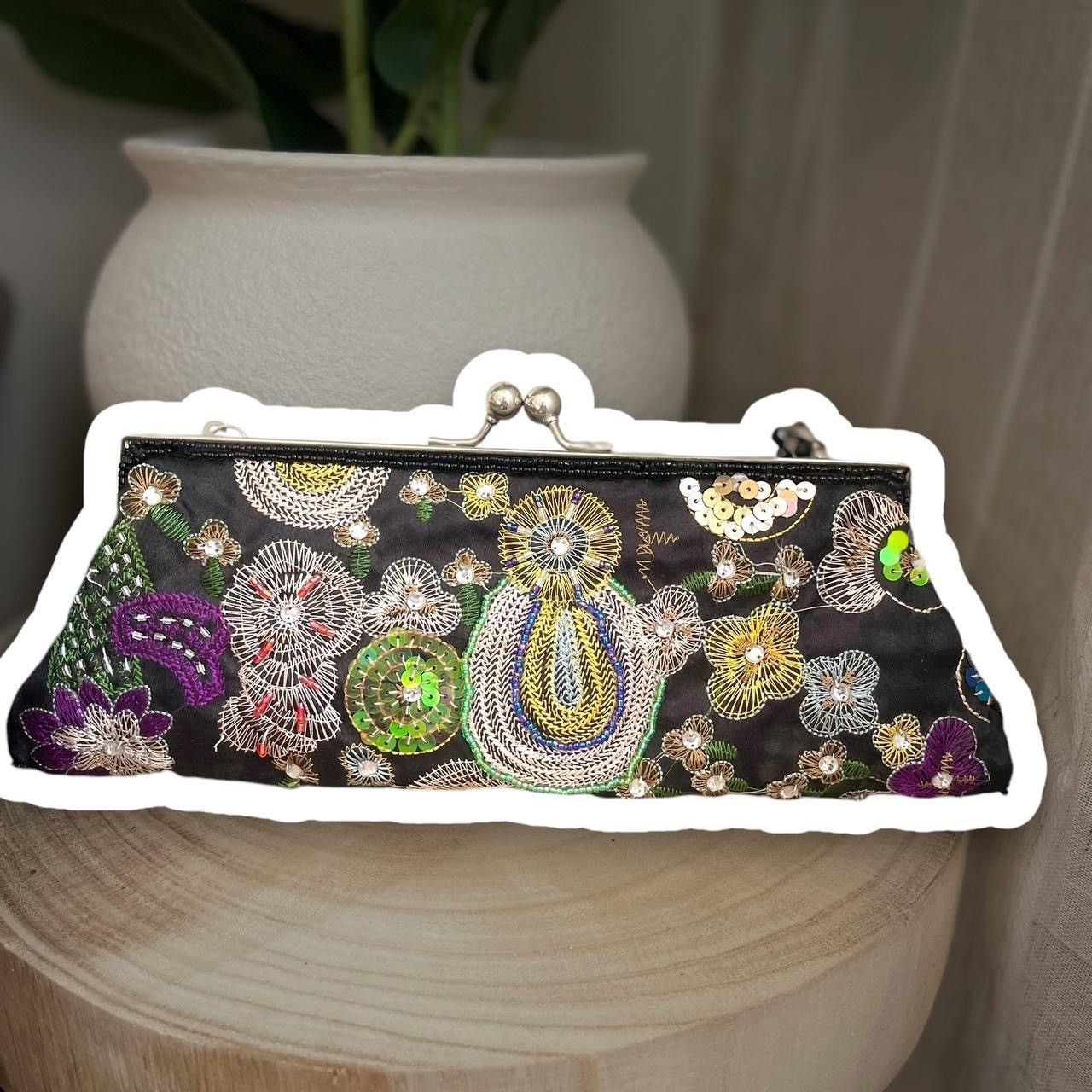Vintage Vintage beaded clutch Size ONE SIZE - 1 Thumbnail