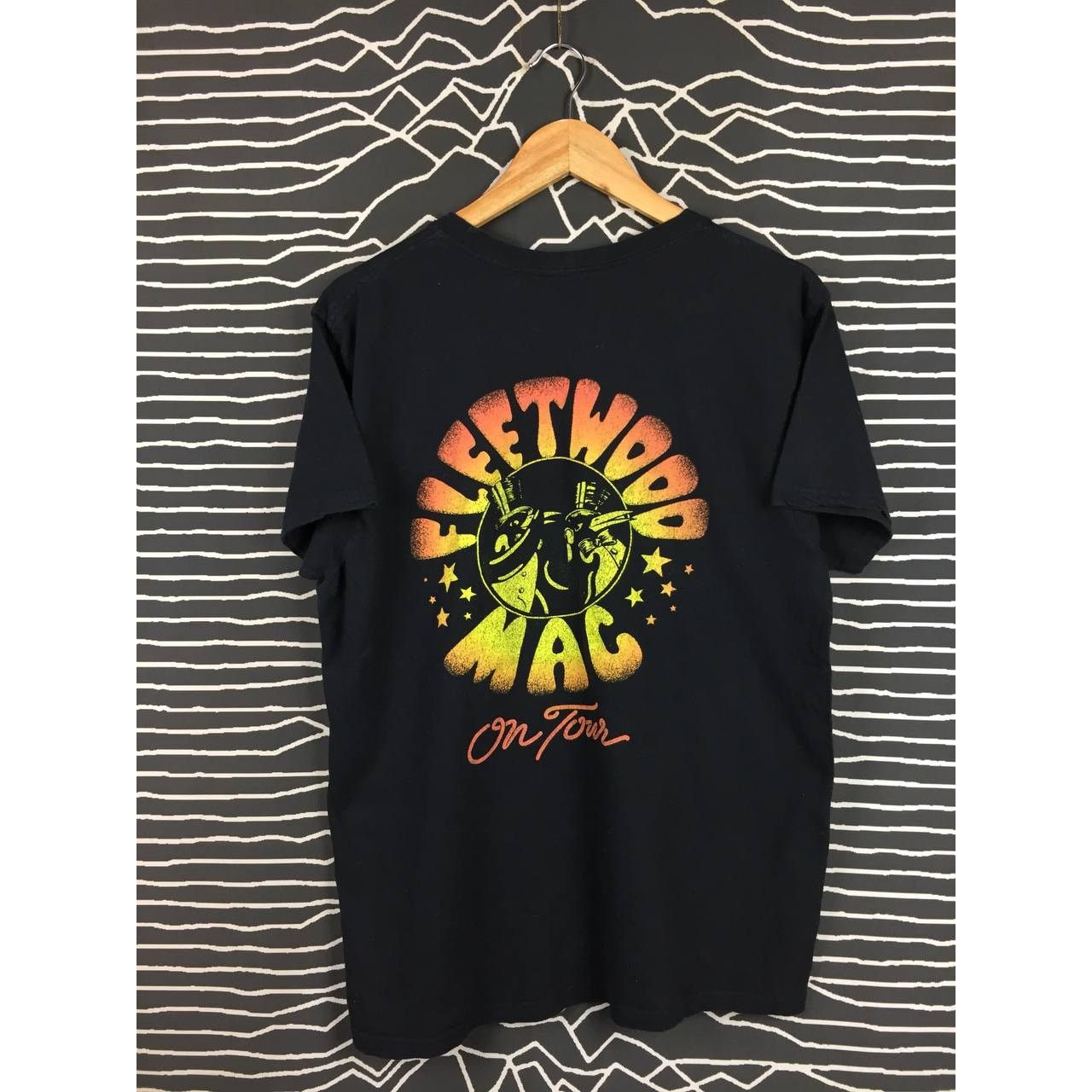Band Tees Fleetwood Mac British Rock Band On Tour Tee Size L Size US L / EU 52-54 / 3 - 1 Thumbnail