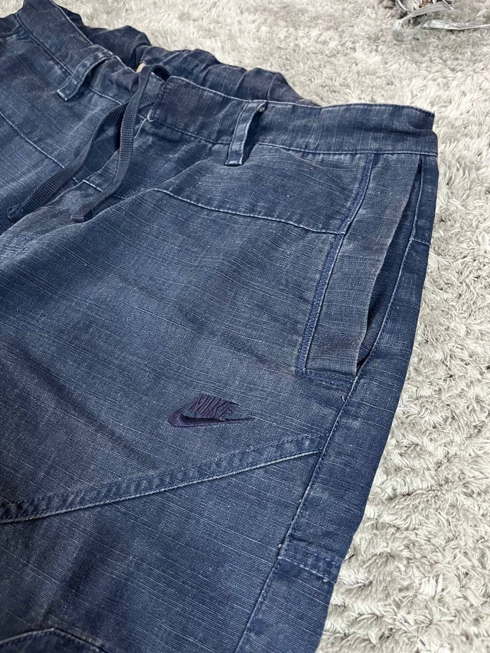 Nike × Vintage 00s Shorts Nike Streetwear Vintage Rare Cargo Logo Swoosh Size US 32 / EU 48 - 9 Thumbnail