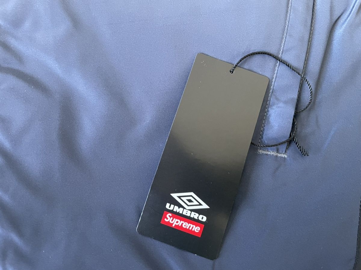 Supreme × Umbro Supreme x Umbro Gradient Track Jacket Black Small Size US S / EU 44-46 / 1 - 8 Thumbnail