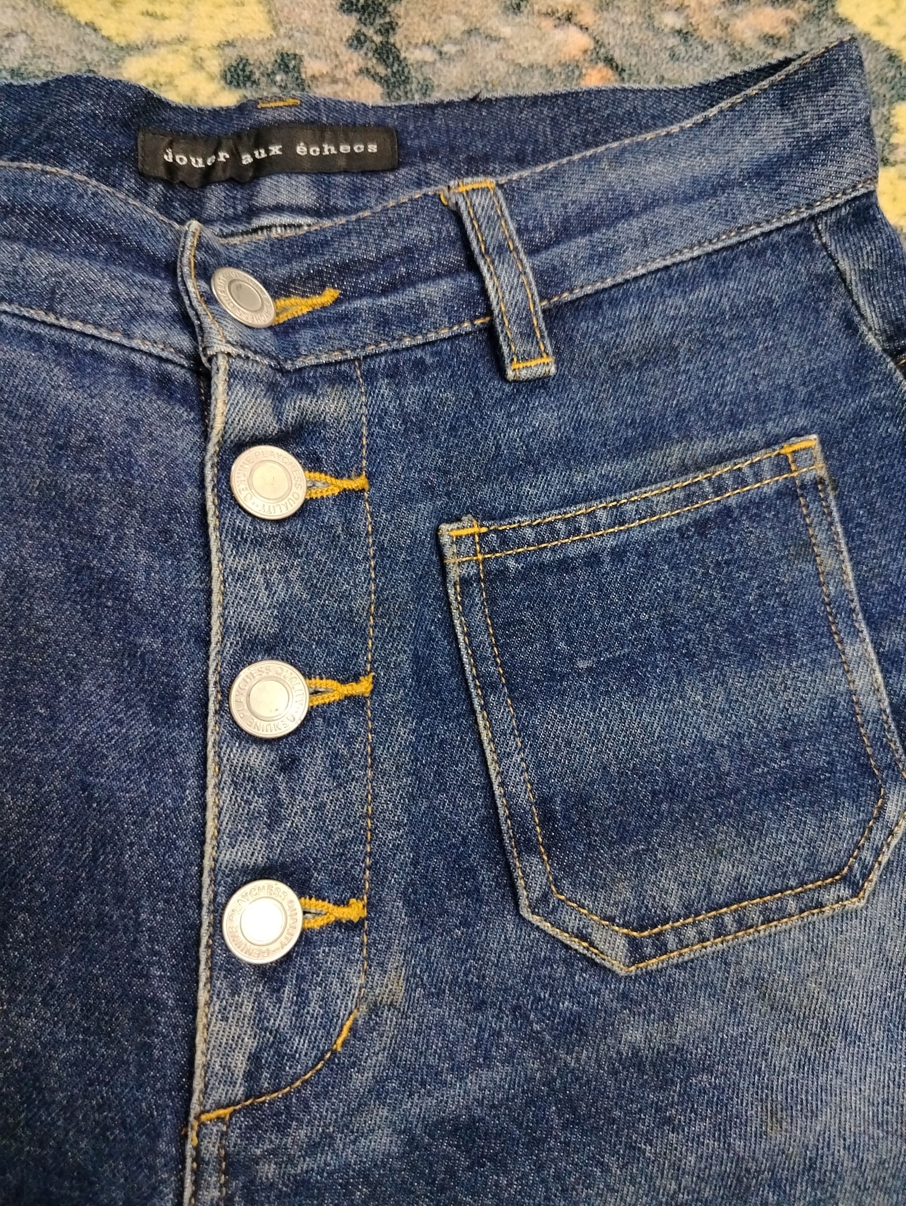 Grailed Playchess Jouer aux échecs High-Waisted Flare Jeans Size 26" / US 2 / IT 38 - 6 Thumbnail