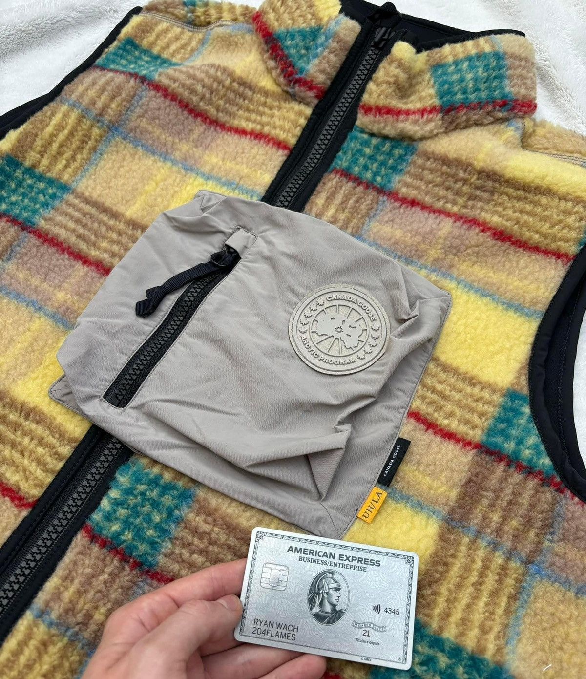 Canada Goose × NBA × Union LA Canada Goose x NBA x Union Legion Yellow Plaid Fleece Vest Size US XXL / EU 58 / 5 - 2 Thumbnail